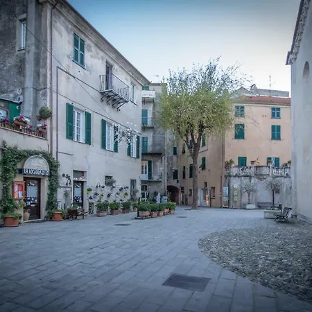 Casa Della Boga *
