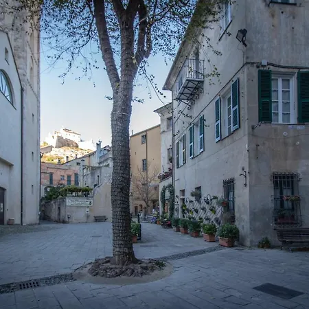 Casa Della Boga 菲纳莱利古雷